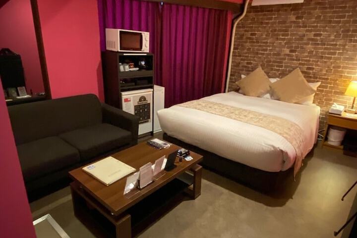 Room 19 of 32