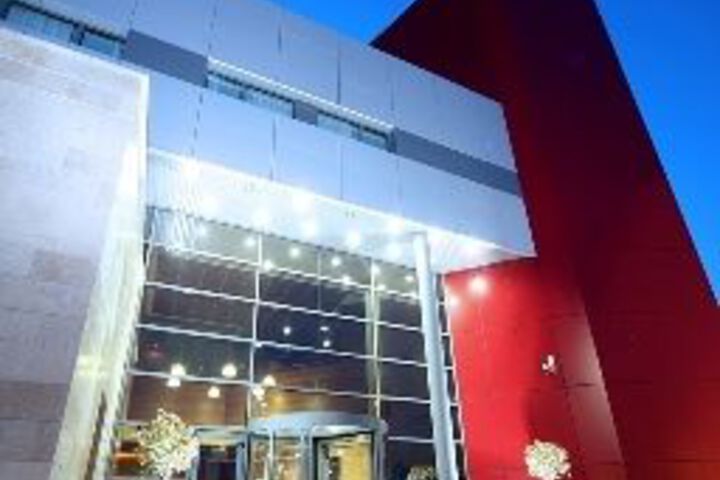 Exterior of Azuqueca Elegance