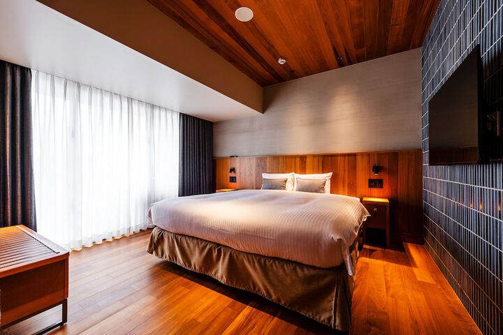 Room 15 of 113