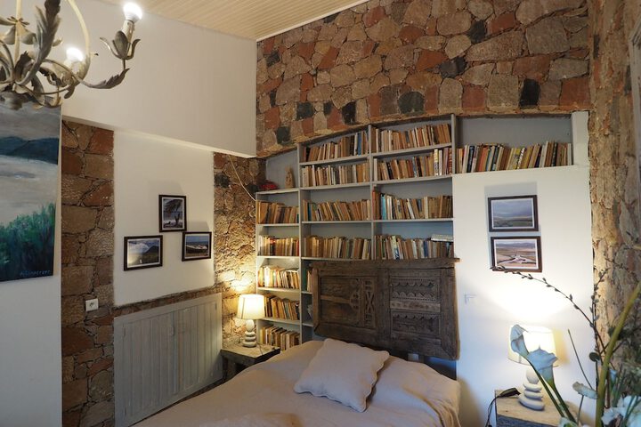 Room 17 of 144