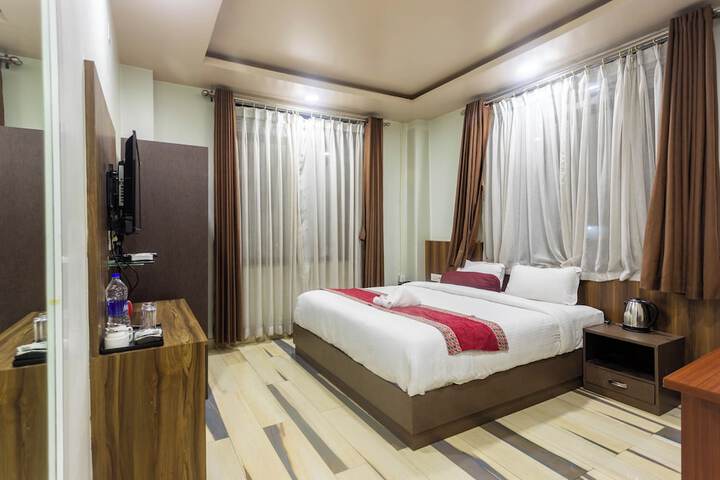 Room 32 of 75