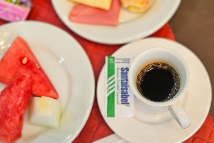 Breakfast/Coffee Service 27 of 30