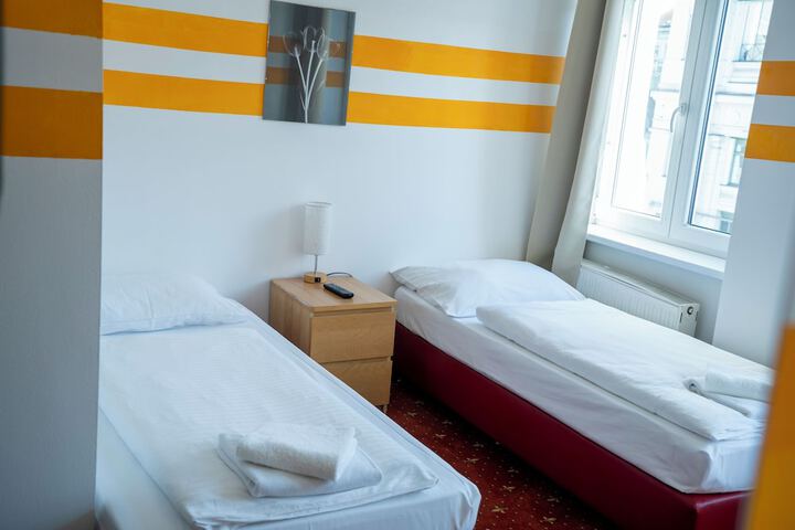 Room 37 of 45