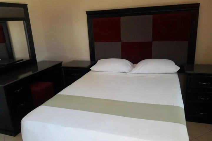 Room 3 of 11