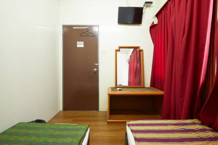 Room 40 of 96