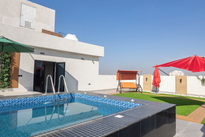 Pool 30 of 38