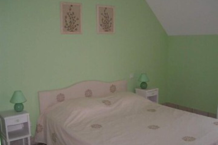 Room 26 of 38