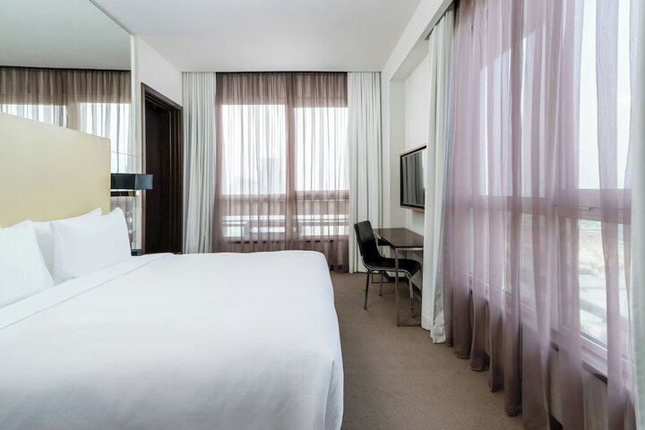 Room 50 of 131