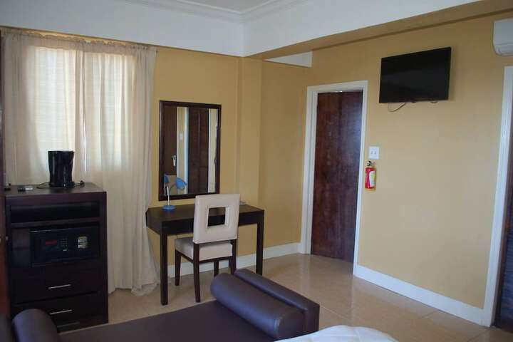 Room 11 of 63