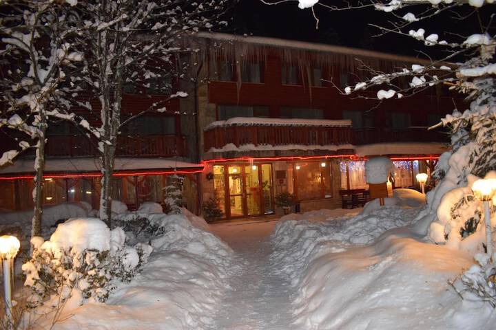 Hotel 45 of 47