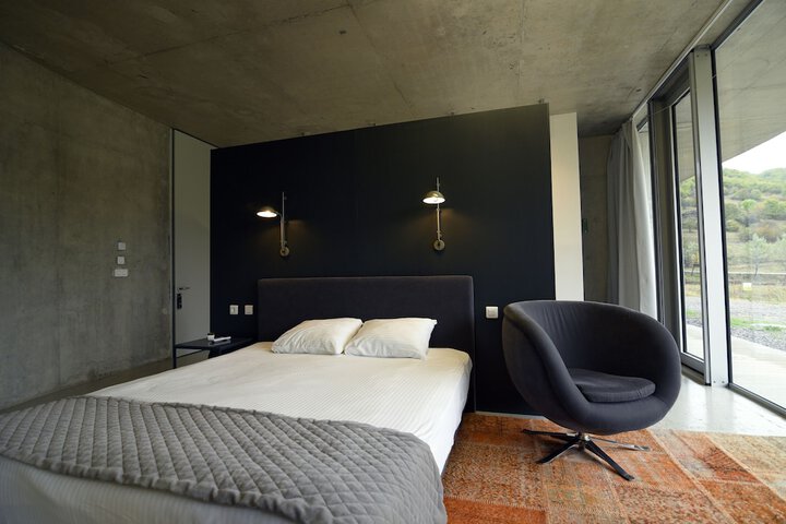 Room 30 of 67