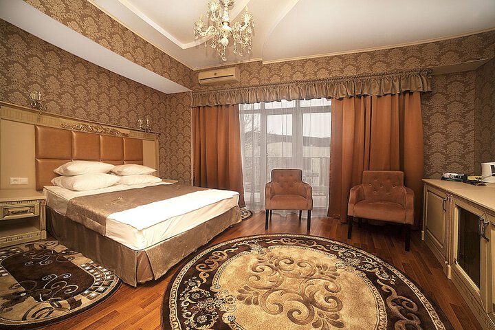 Room 7 of 58