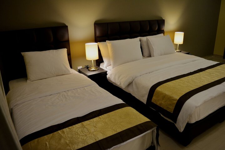 Room 25 of 49