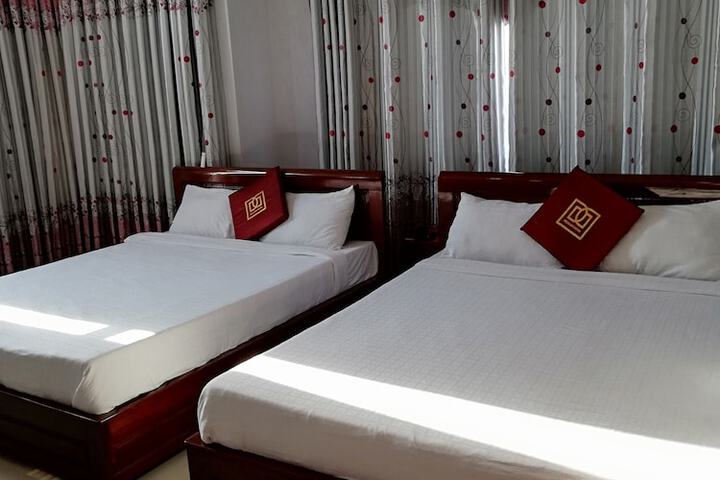 Room 16 of 26