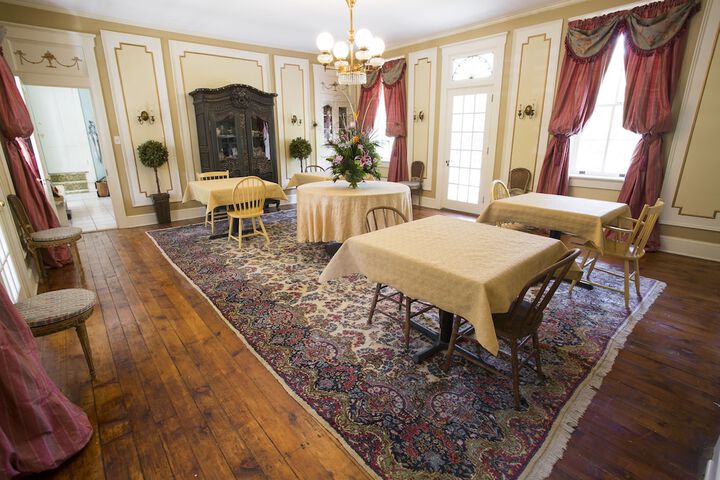 Breakfast/Coffee Service 35 of 51