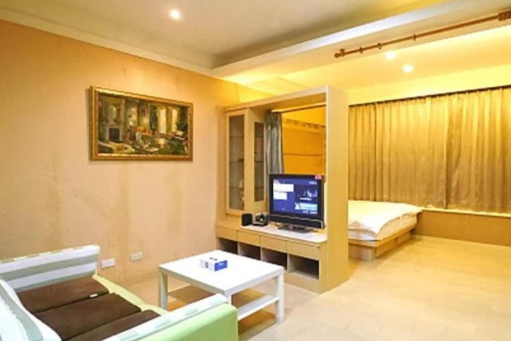 Room 54 of 58