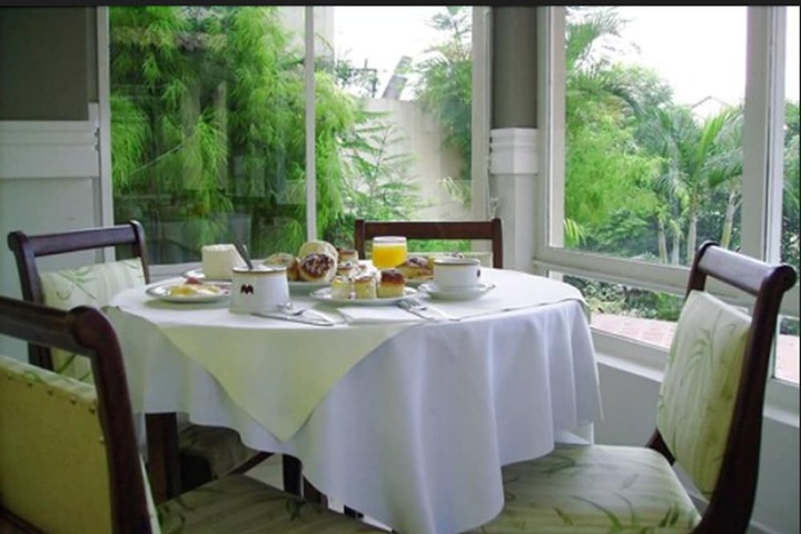 Breakfast/Coffee Service 26 of 49