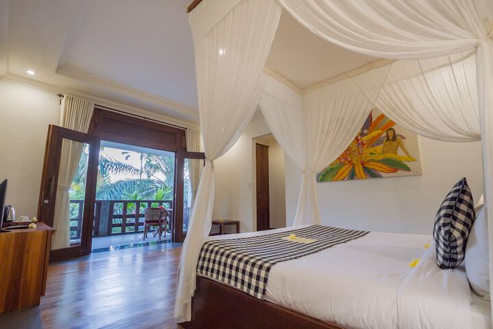 Room 10 of 49