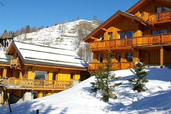 LES CHALETS DE MERIBEL