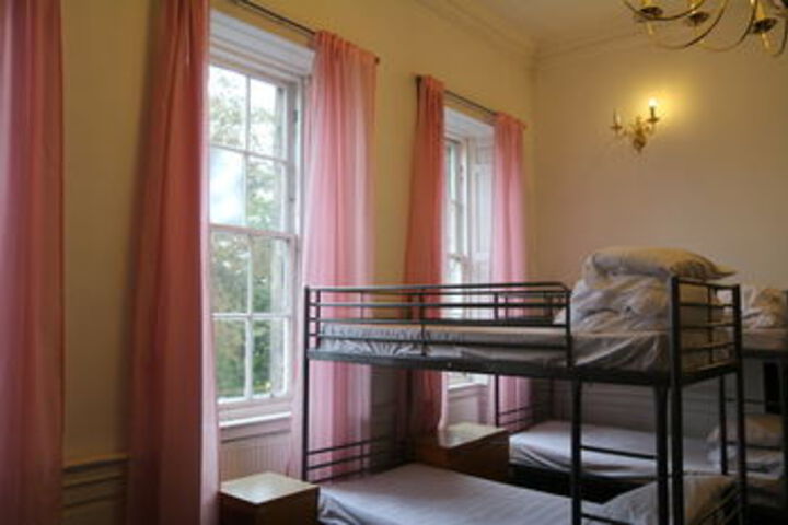 Room 16 of 39