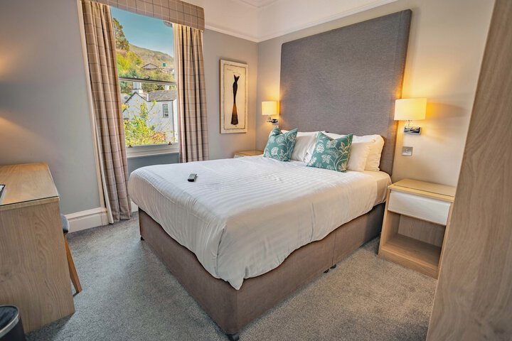 Room 6 of 72