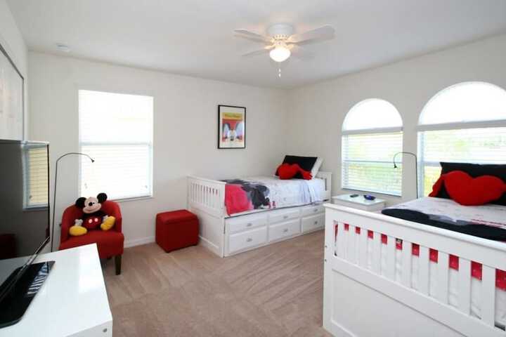 Room 86 of 299