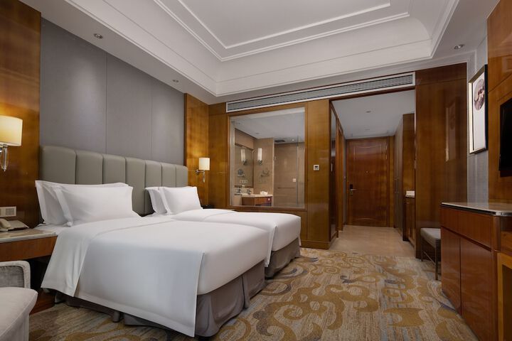 Room 5 of 57