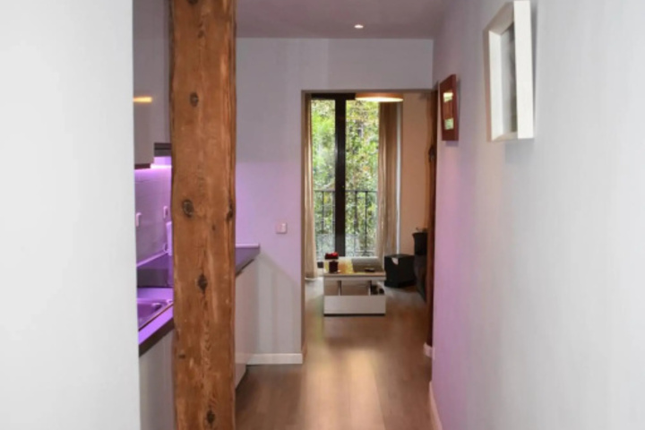 Room 10 of 20