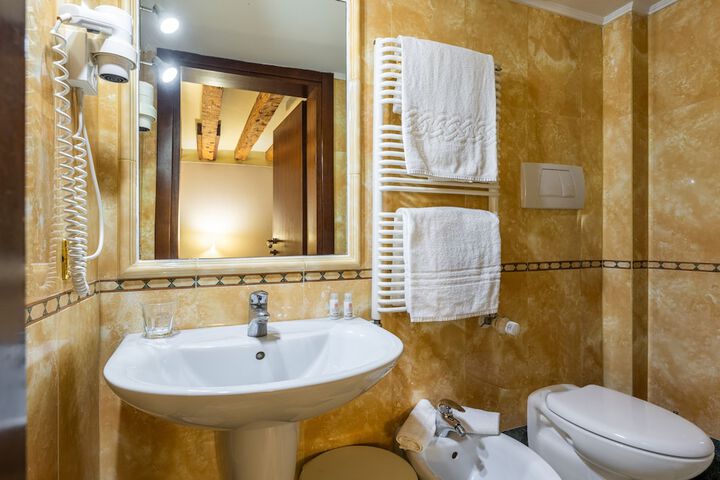 Clean Restrooms