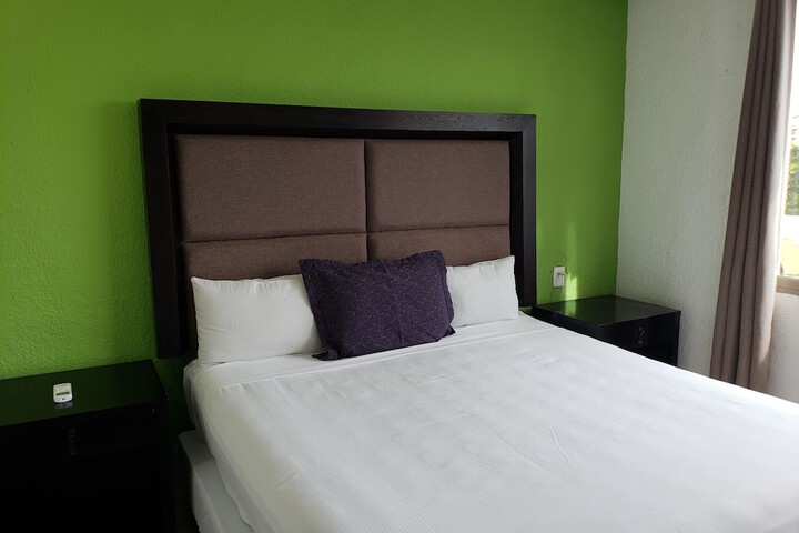 Room 36 of 93