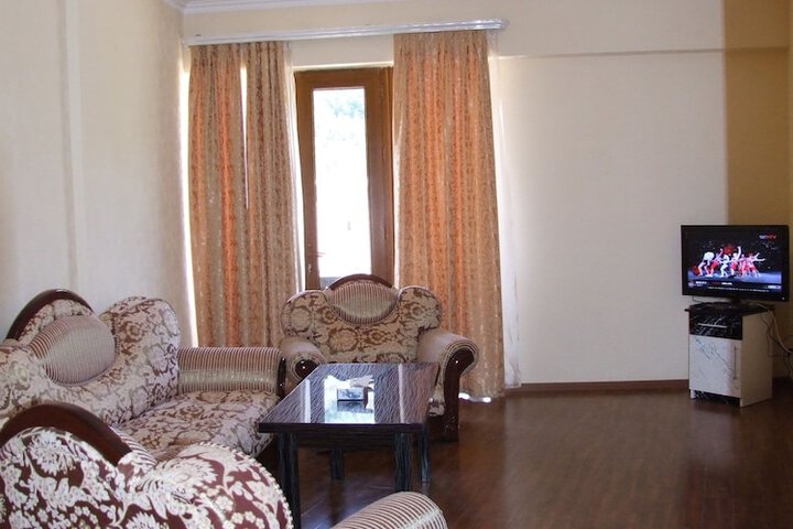 Room 18 of 31