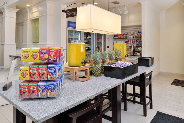Snack bar
