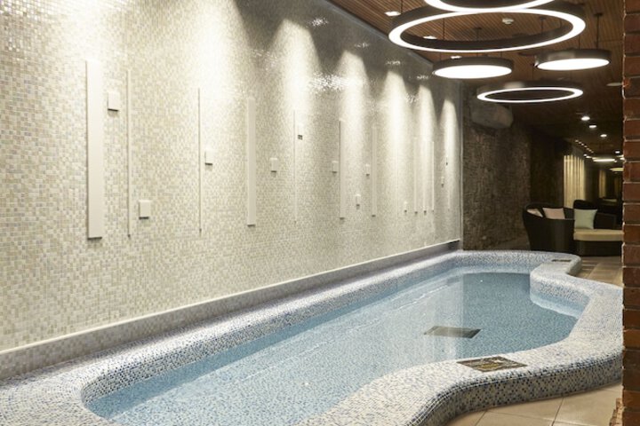 Pool 35 of 101