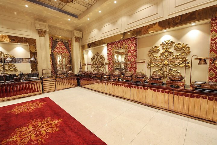 Ballroom/Hall 48 of 82