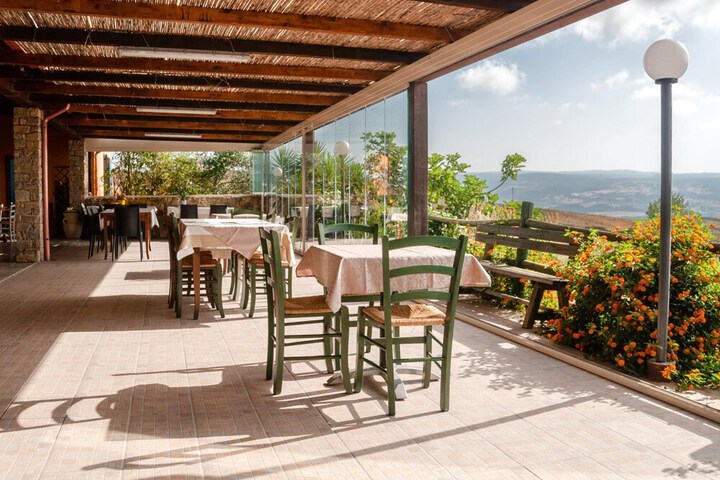 Terrace/Patio 21 of 42