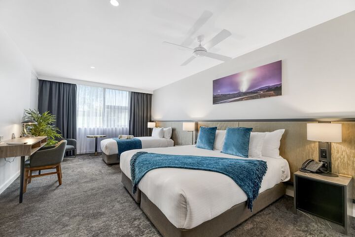 Room 13 of 108