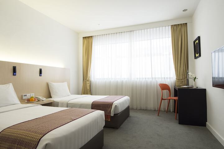 Room 46 of 114