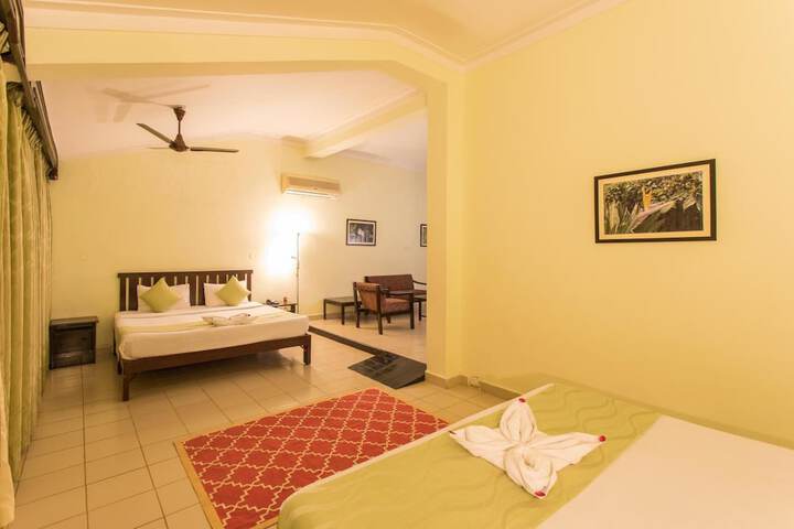 Room 15 of 43