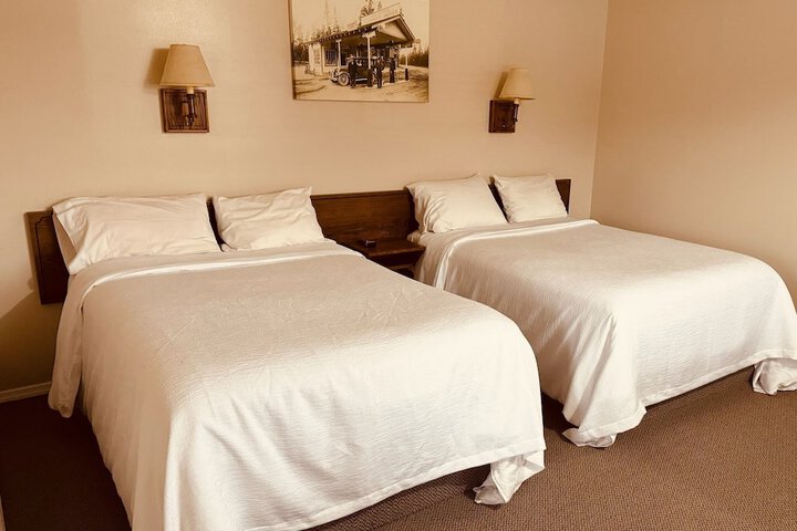 Room 6 of 24