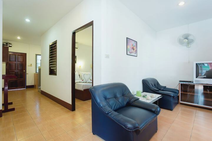 Room 145 of 208