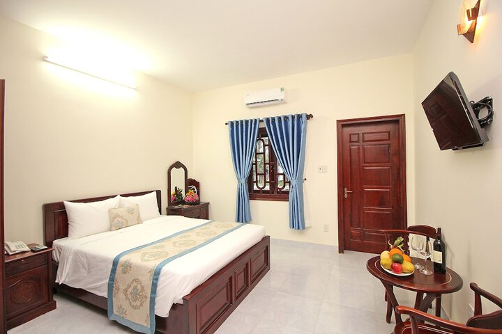Room 32 of 151