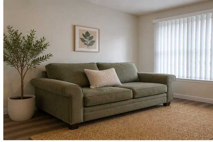 Room 4 of 6