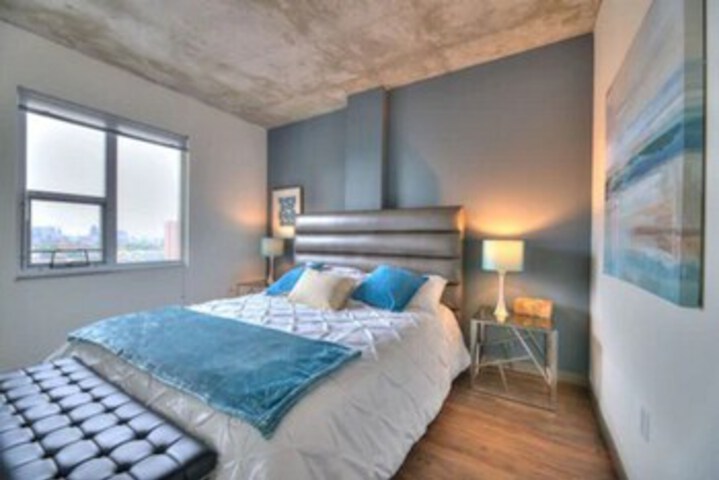 Room 47 of 49
