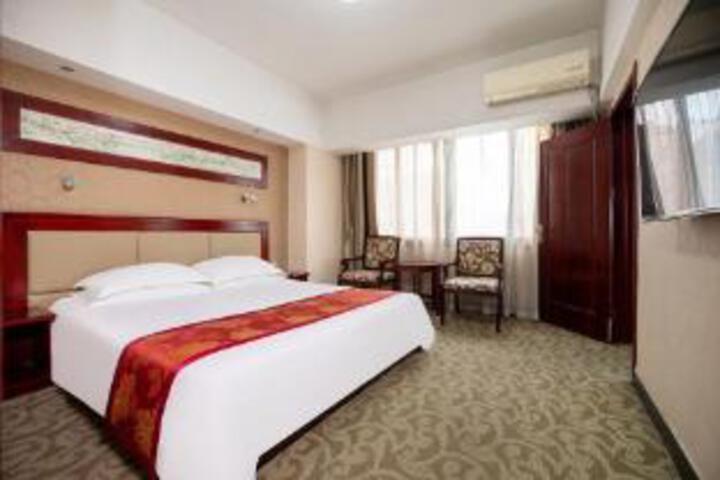 Room 21 of 23