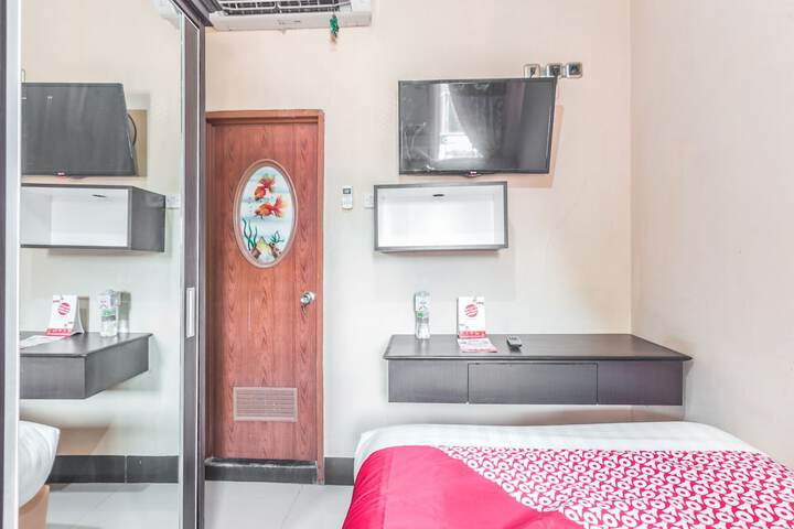 Room 11 of 40