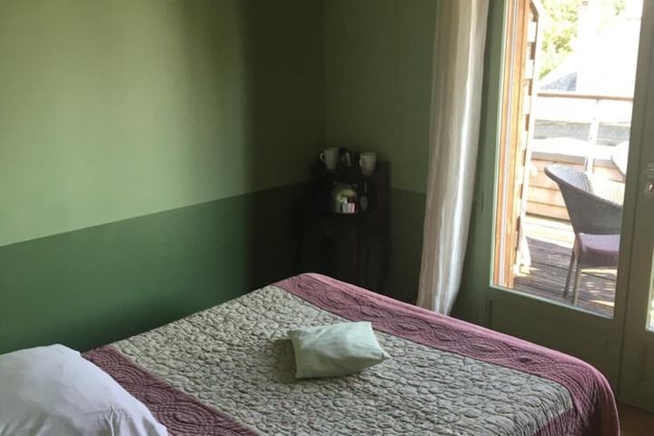 Room 17 of 51