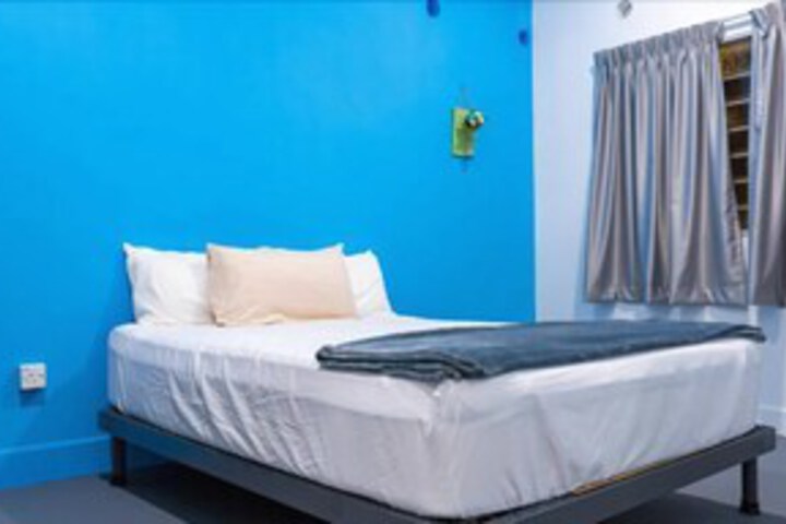 Room 54 of 58