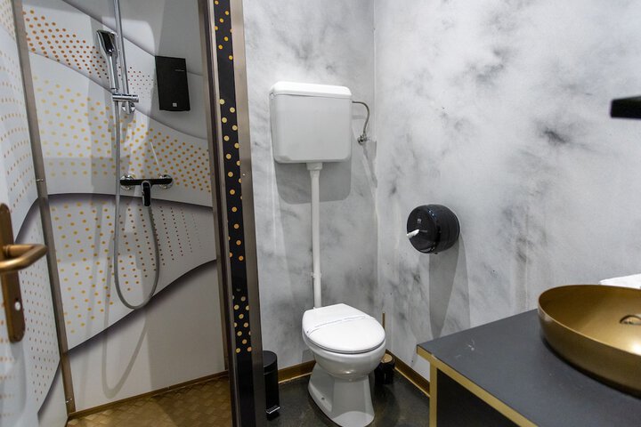Clean Restrooms