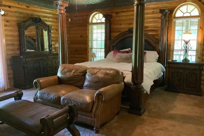 Room 3 of 13