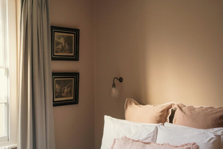 Room 74 of 123